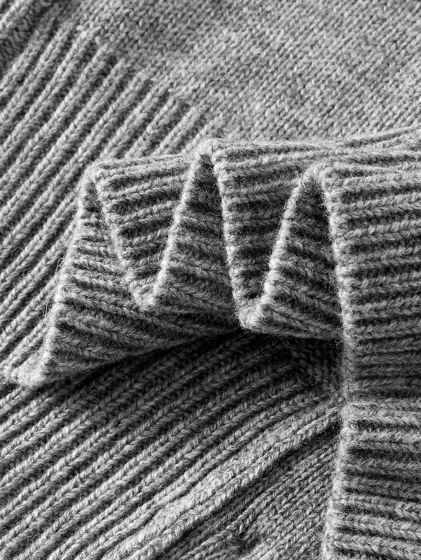 PREMIUM WOOL RHINESTONE DETAIL CARDIGAN