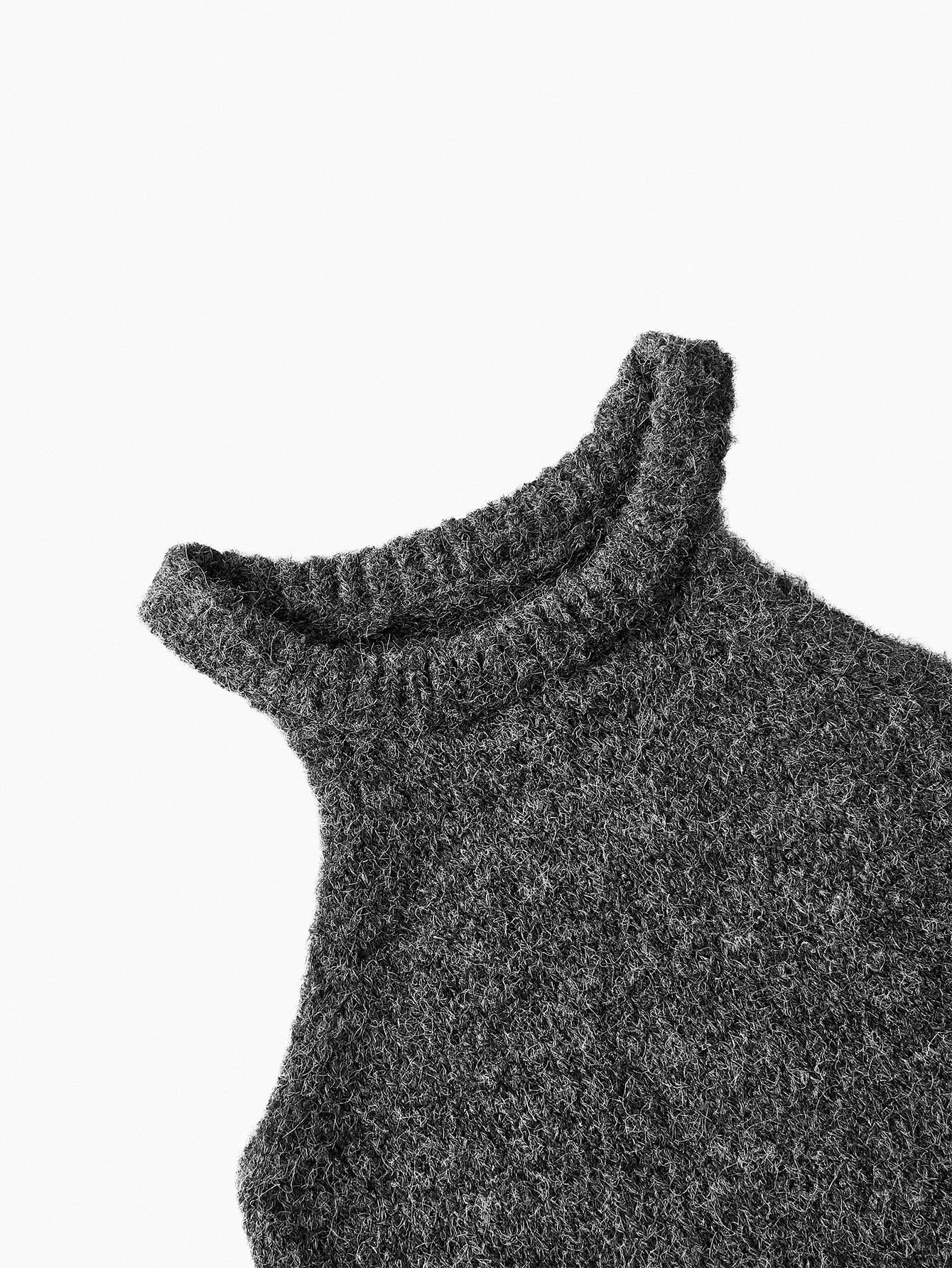 PREMIUM WOOL SOLID HALTER NECK KNIT TOP amp DROP SHOULDER OVERSIZE CARDIGAN SET