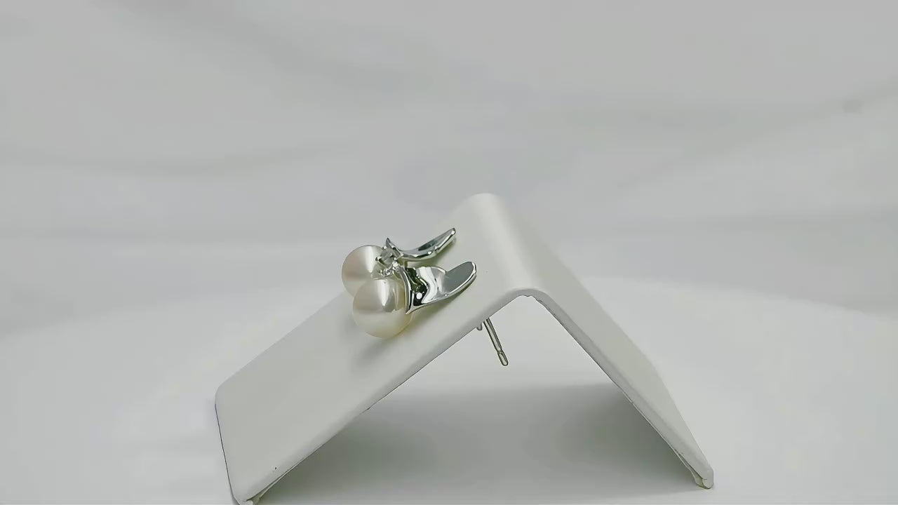 Trendy Saltwater Heart-shaped Pearl Earrings in 925 Silver with Genuine Akoya Pearls for Women