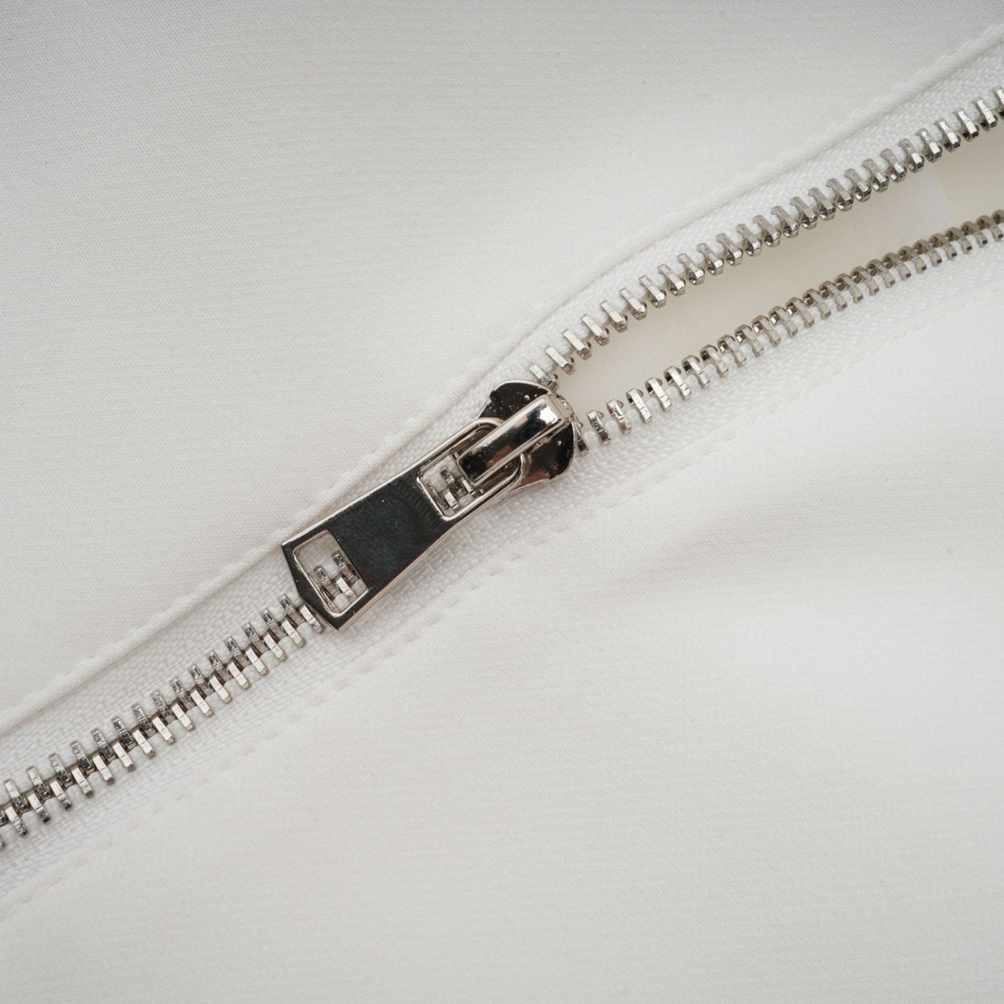 Priscille floralappliqué halterneck top