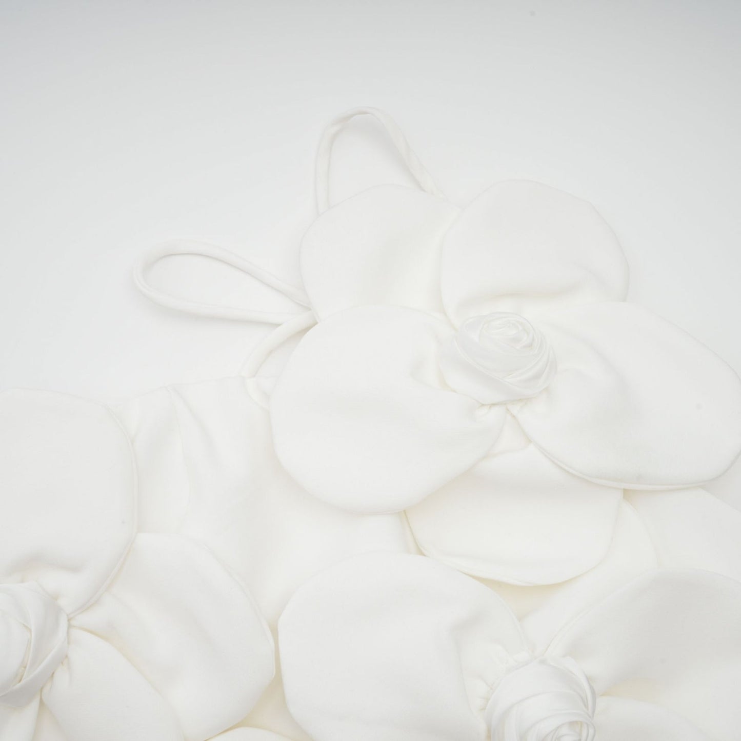 Priscille floralappliqué halterneck top