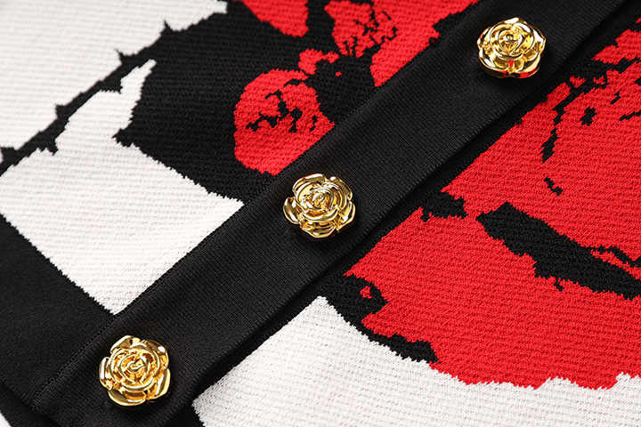 Red floral pattern boxy silhouette short sleeve top with gold buttons