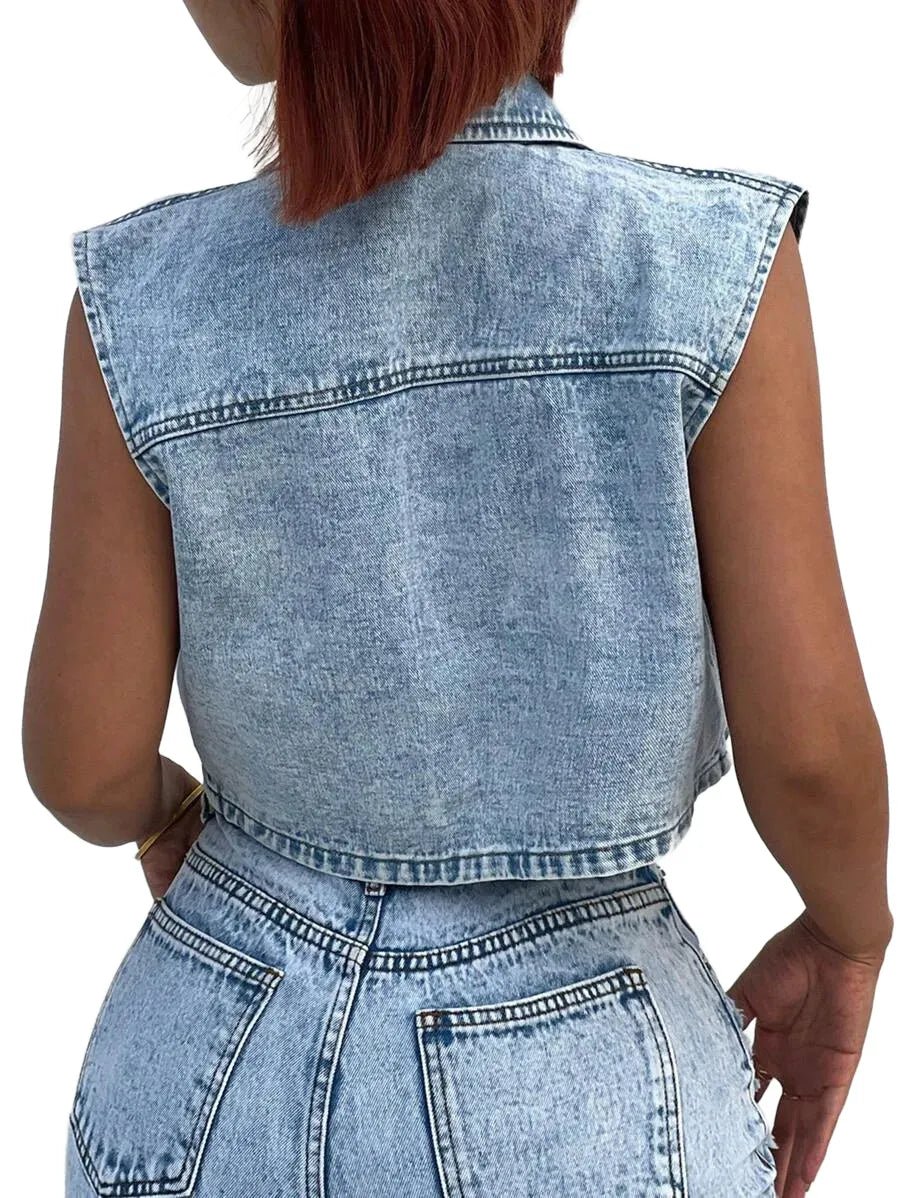 Roberta Cropped Denim Jacket with Button Closure in Blue - XS