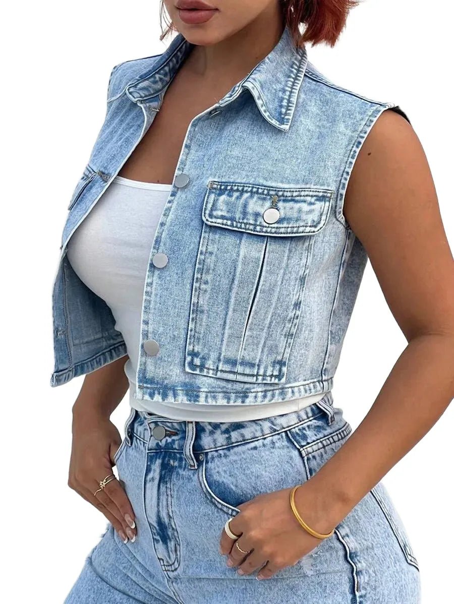Roberta Cropped Denim Jacket with Button Closure in Blue - XS