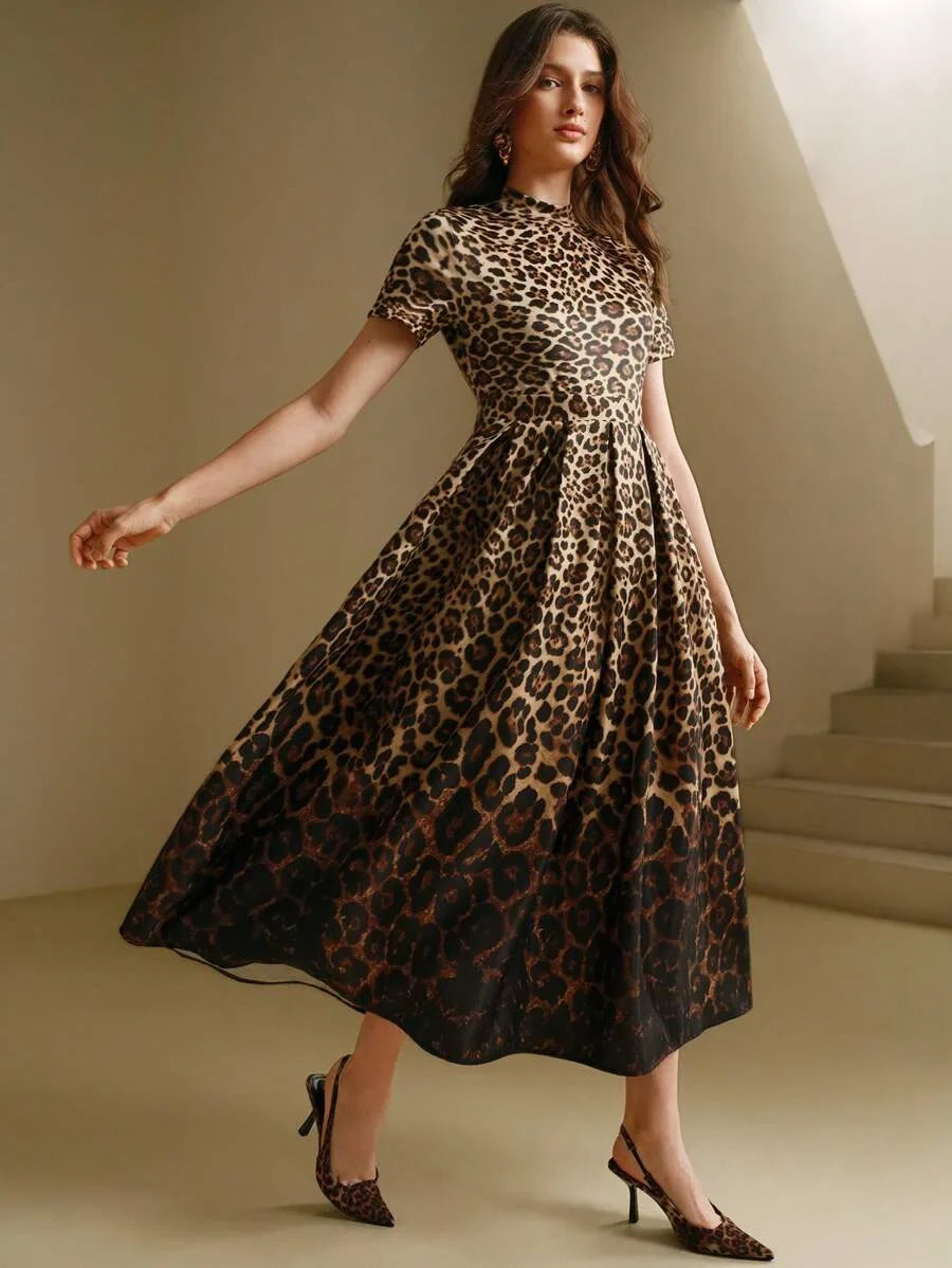 Roman Holiday European amp American Style Sleeveless Pleated VNeck Waisted Ombre Leopard Print