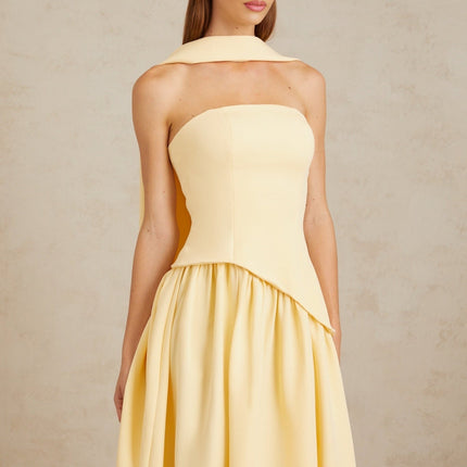 Sidonie Yellow Off-Shoulder Panel Maxi Gown in Yellow color