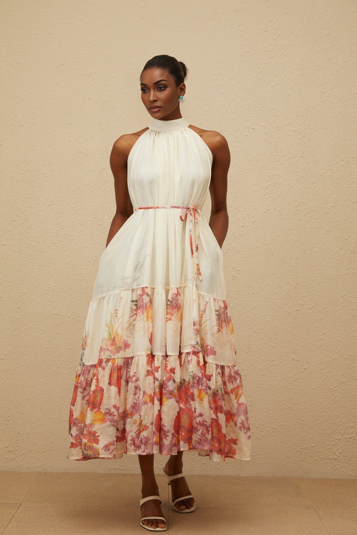 Sleeveless mock neck tied waist floral print midi dress in Neutrals