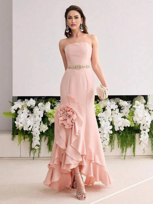 Soiréza 3D FLORAL TUBE COCKTAIL DRESS