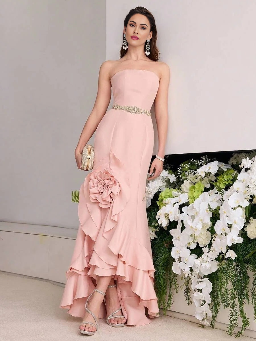 Soiréza 3D FLORAL TUBE COCKTAIL DRESS