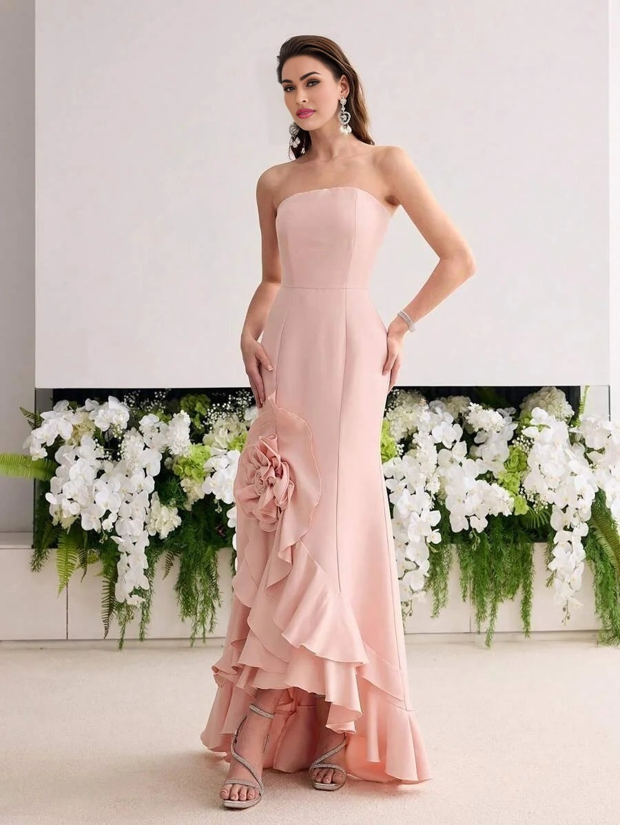 Soiréza 3D FLORAL TUBE COCKTAIL DRESS