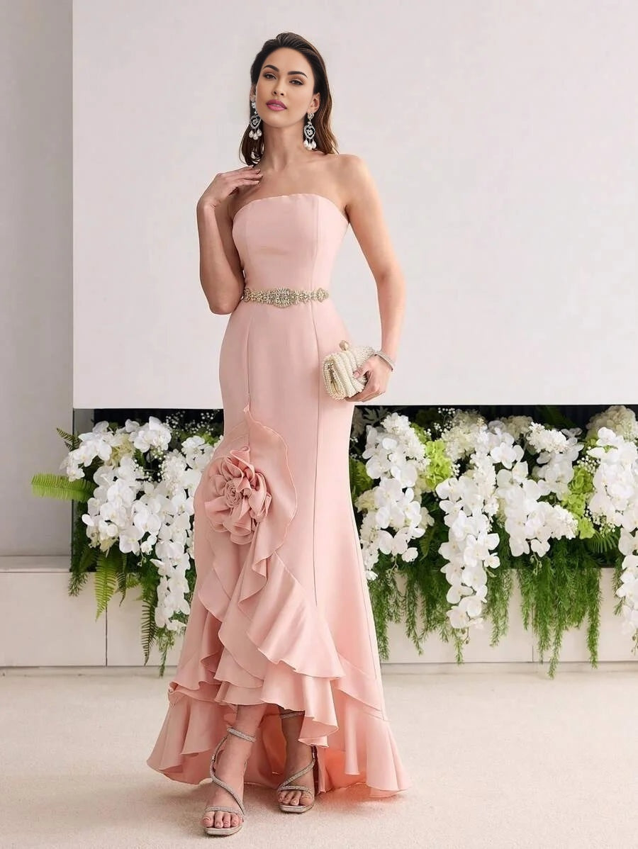 Soiréza 3D FLORAL TUBE COCKTAIL DRESS