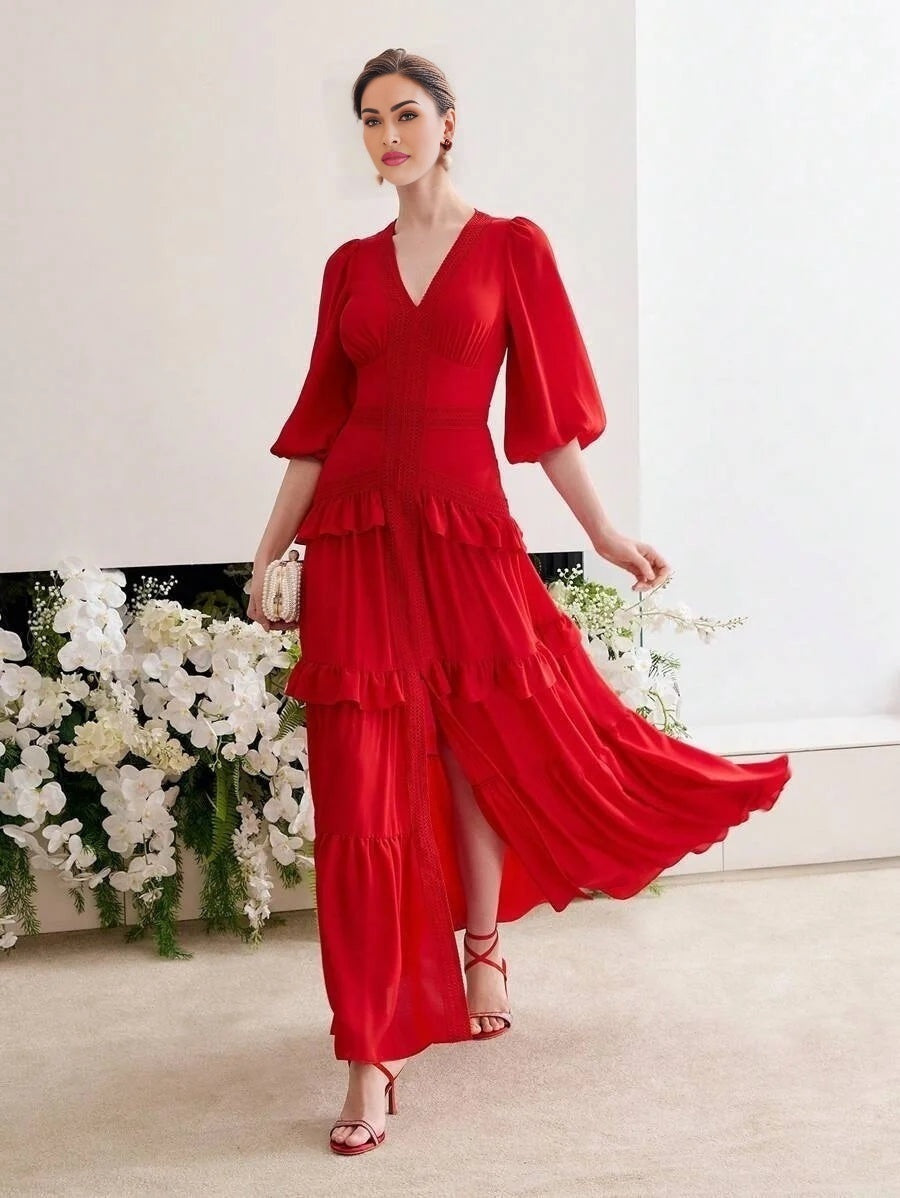 Soiréza CONTRAST GUIPURE LACE LANTERN SLEEVE DRESS