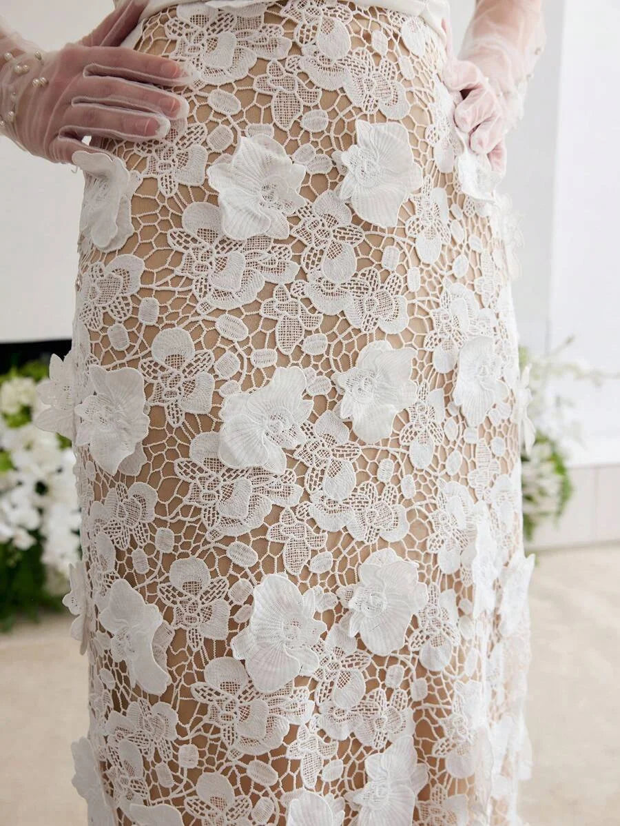 Soiréza CONTRAST GUIPURE LACE RUCHED COCKTAIL DRESS