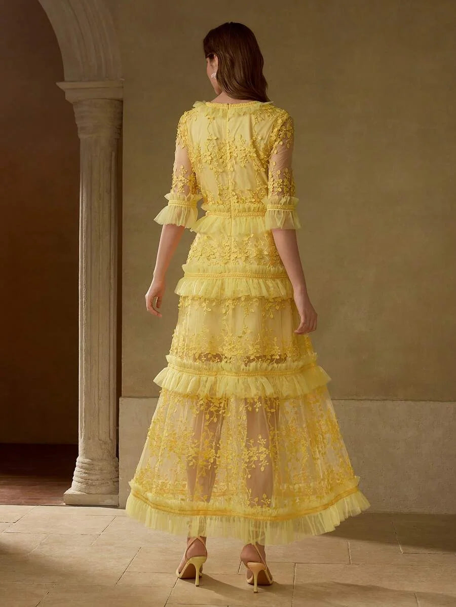 Soiréza CONTRAST LACE EMBROIDERED RUFFLE HEM DRESS