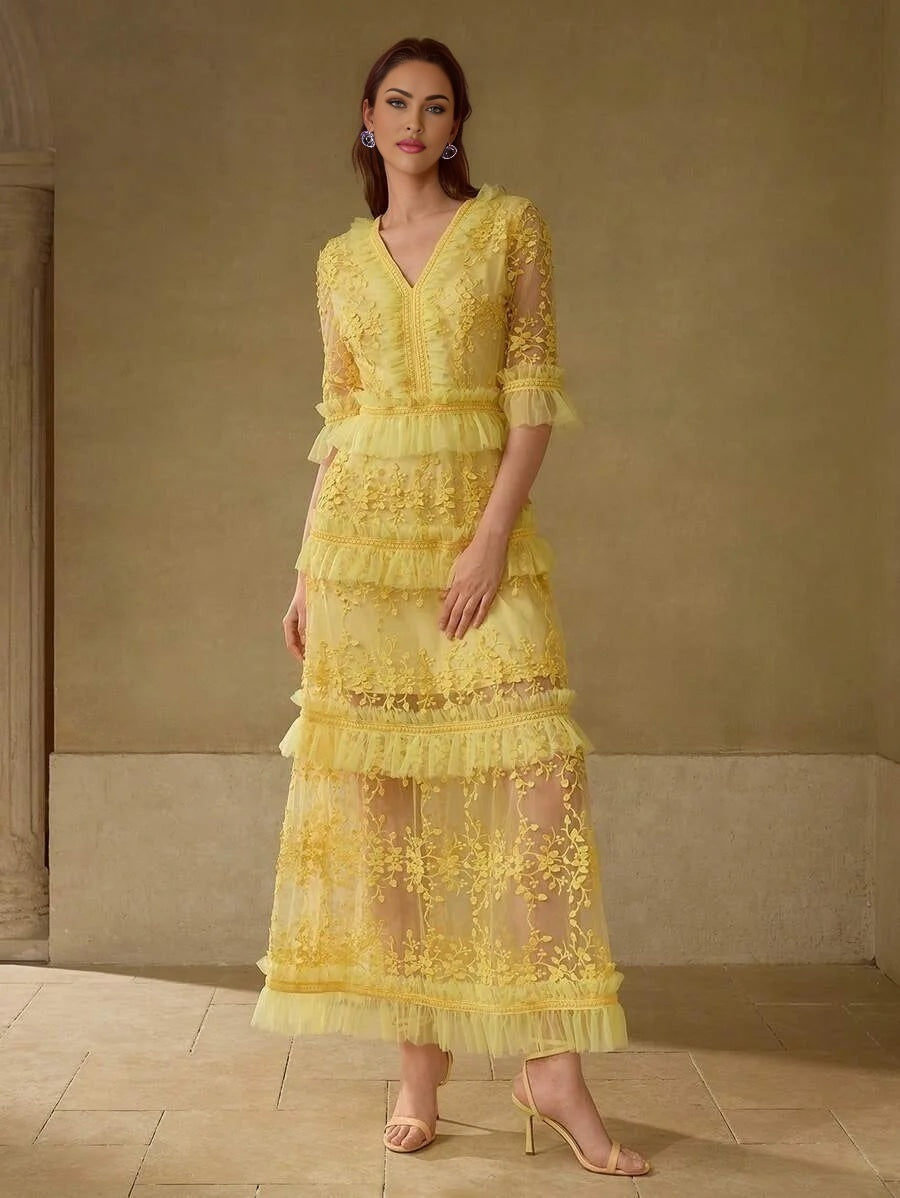 Soiréza CONTRAST LACE EMBROIDERED RUFFLE HEM DRESS