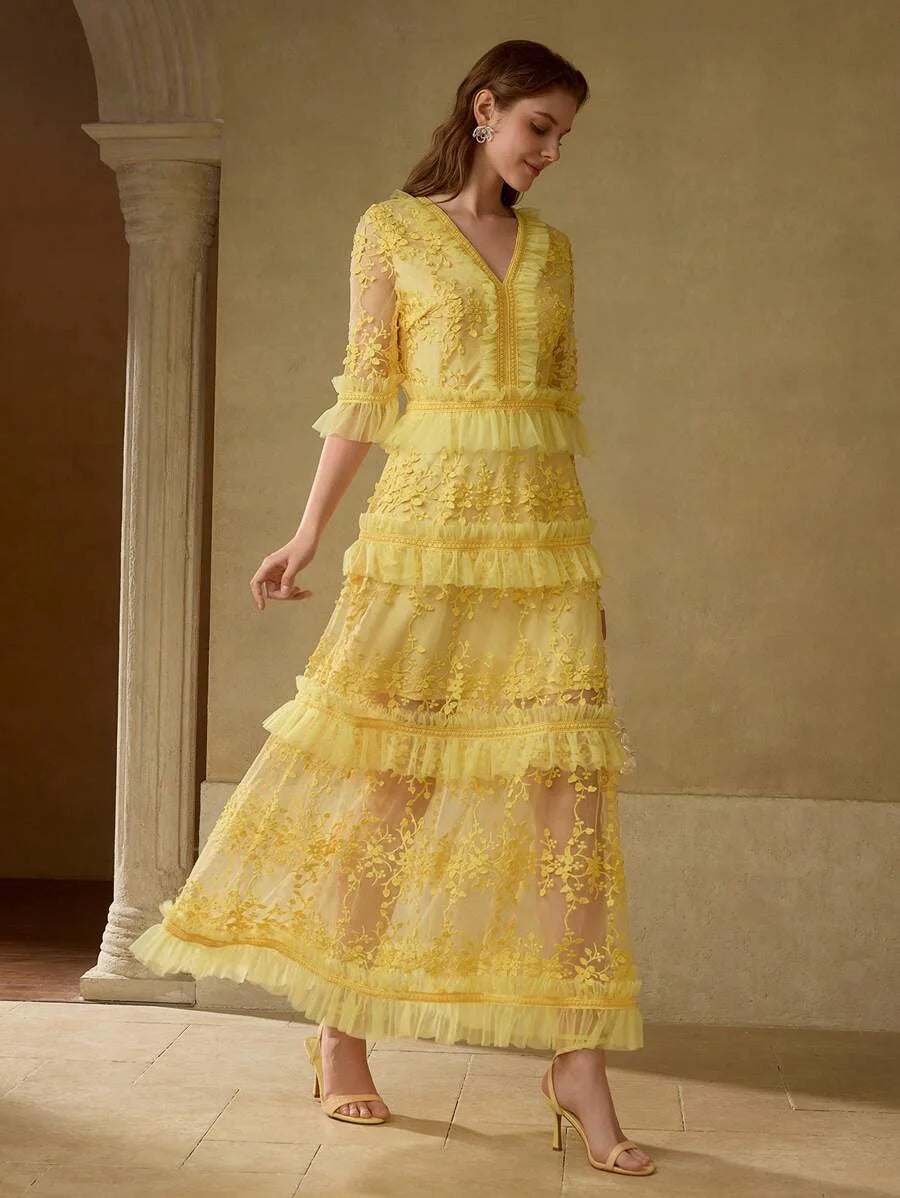 Soiréza CONTRAST LACE EMBROIDERED RUFFLE HEM DRESS