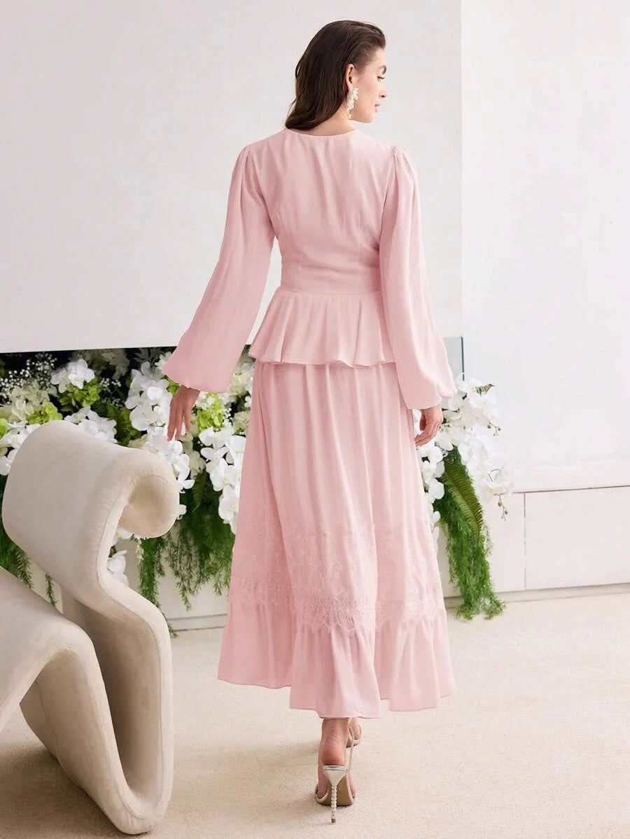 Soiréza CONTRAST LACE RUFFLE DRESS