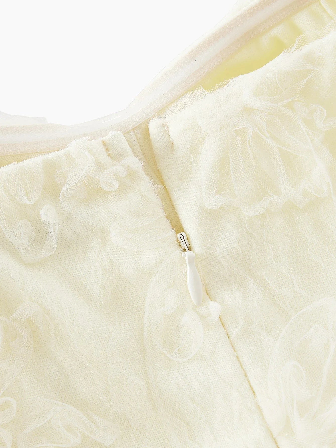 Soiréza CONTRAST MESH EMBROIDERY COCKTAIL DRESS