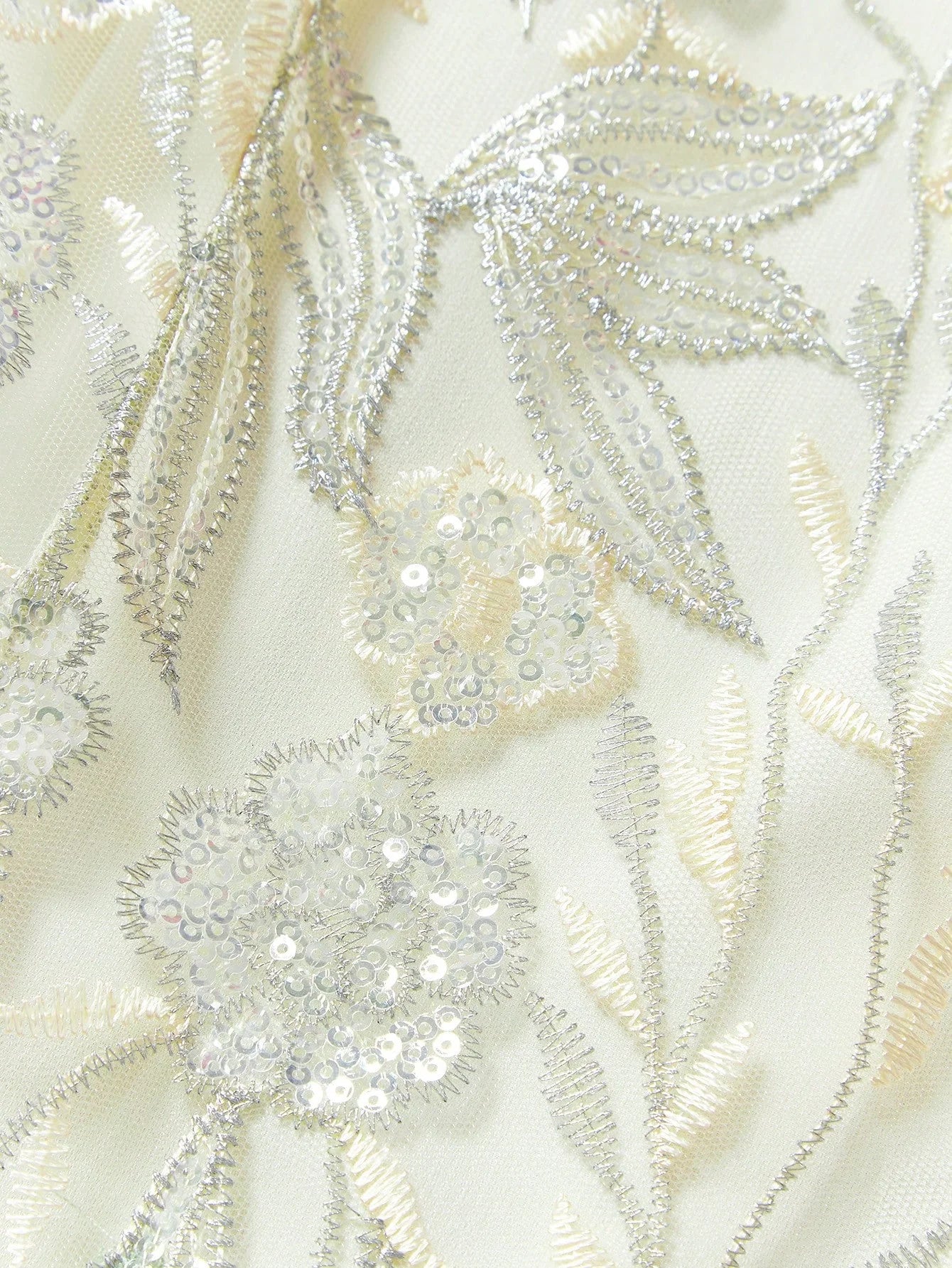 Soiréza CONTRAST MESH FLOWY COCKTAIL DRESS