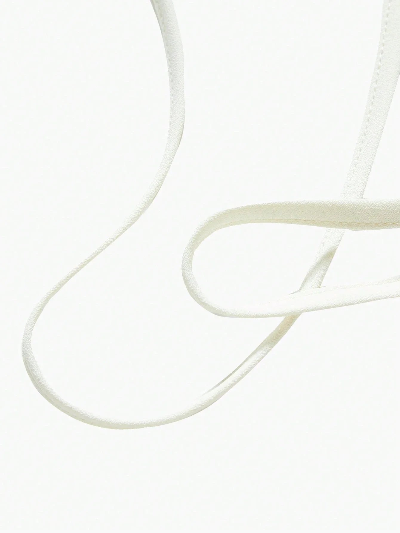 Soiréza CONTRAST MESH FLOWY COCKTAIL DRESS