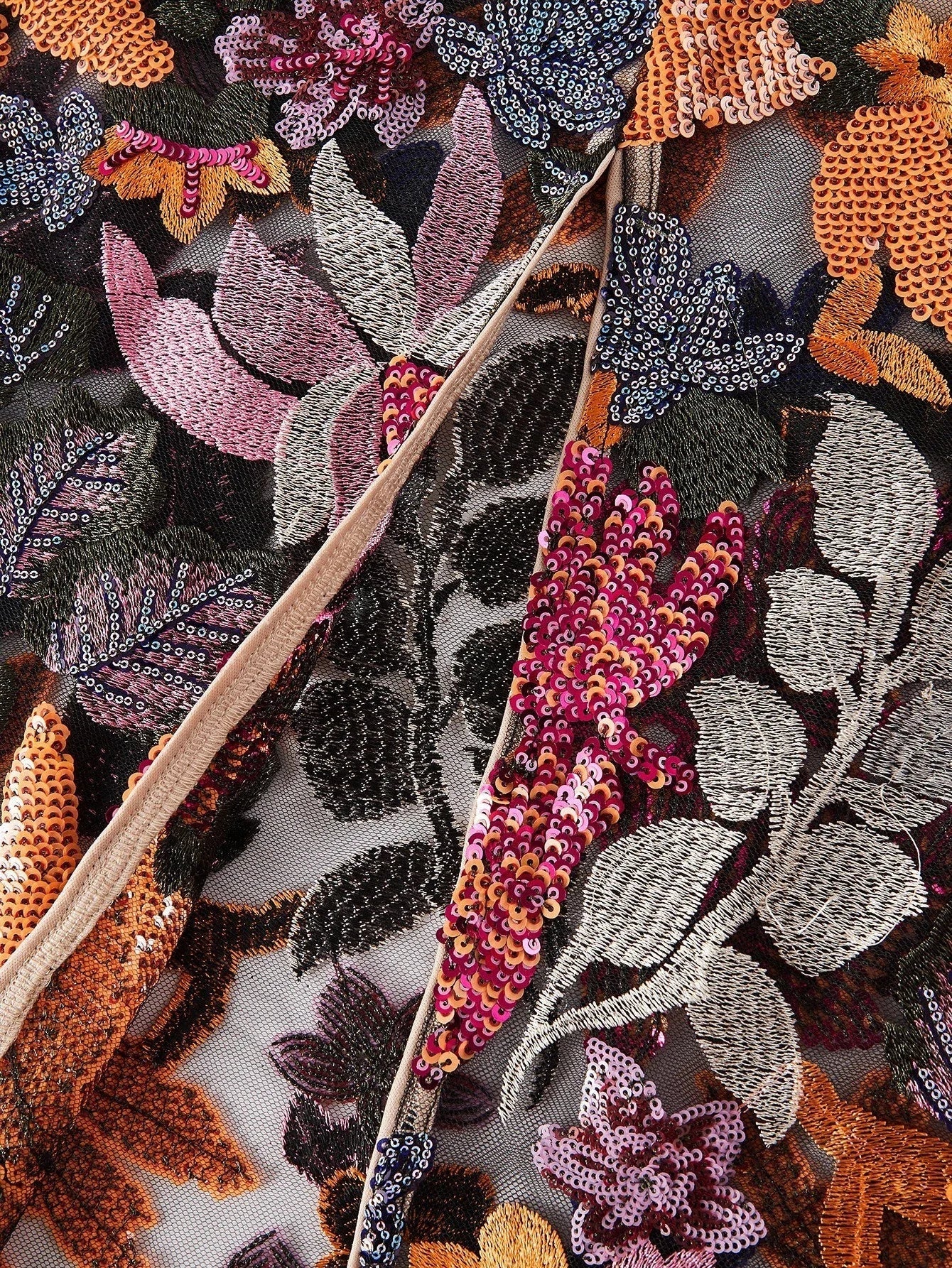 Soiréza CONTRAST SEQUIN EMBROIDERY COCKTAIL DRESS