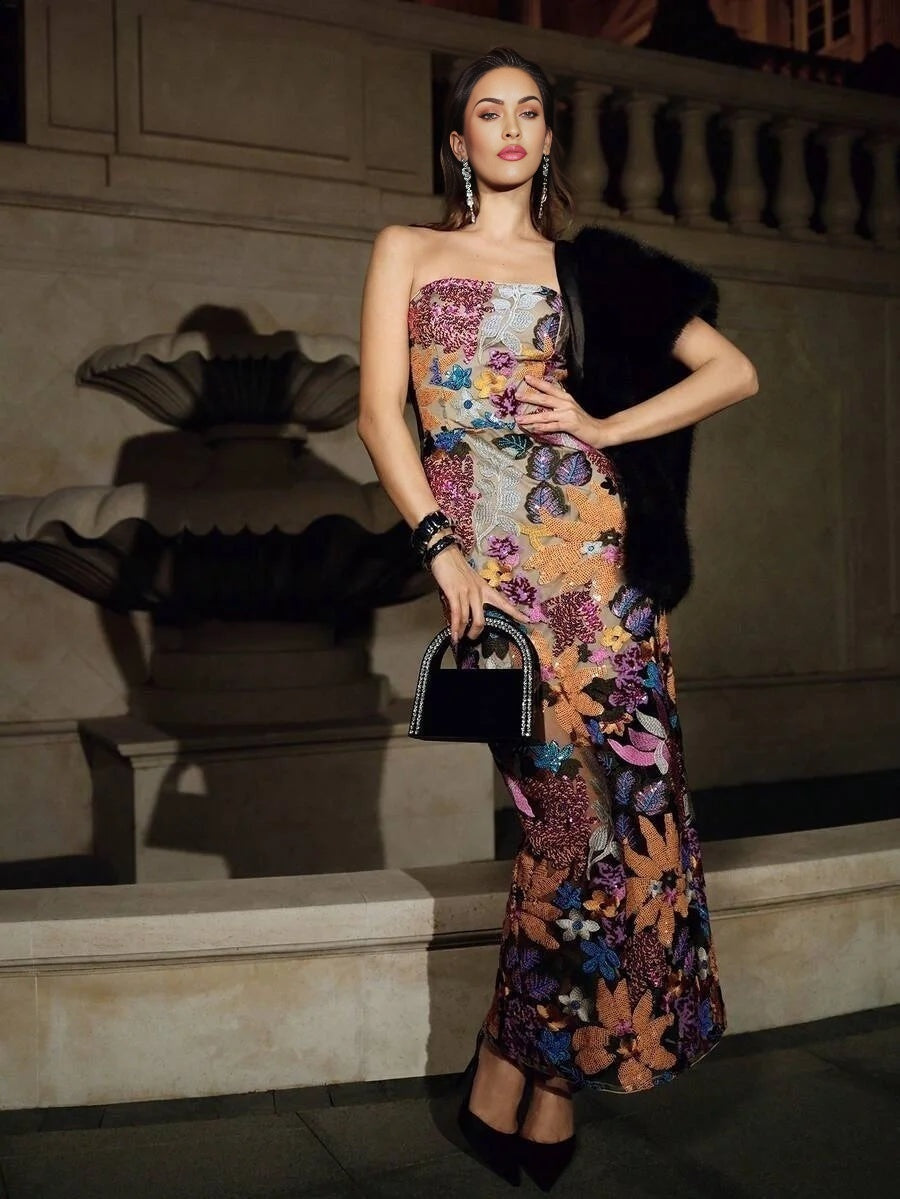 Soiréza CONTRAST SEQUIN EMBROIDERY COCKTAIL DRESS