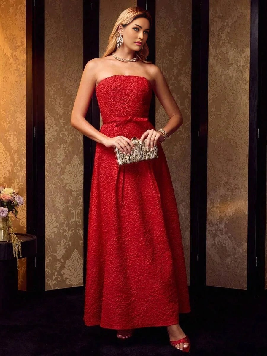 Soiréza ELEGANT amp EXQUISITE STRAPLESS METALLIC TEXTURE COCKTAIL DRESS FOR GALA PARTY BANQUET