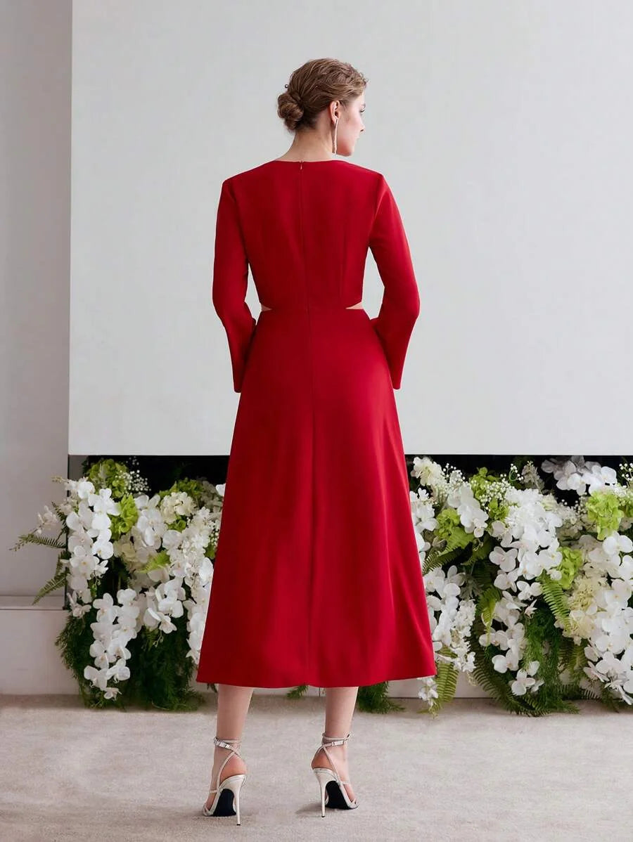 Soiréza EMBROIDERY CUT OUT COCKTAIL DRESS