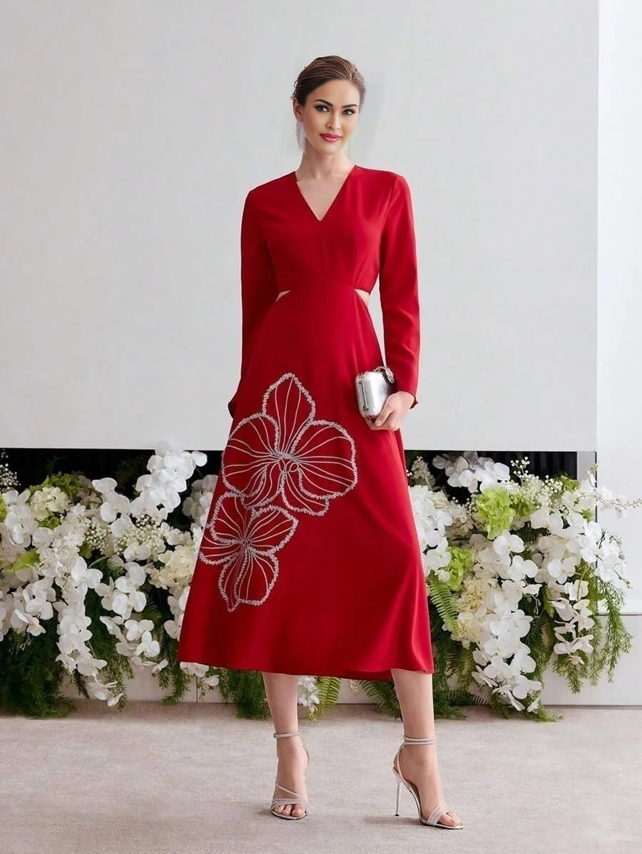 Soiréza EMBROIDERY CUT OUT COCKTAIL DRESS
