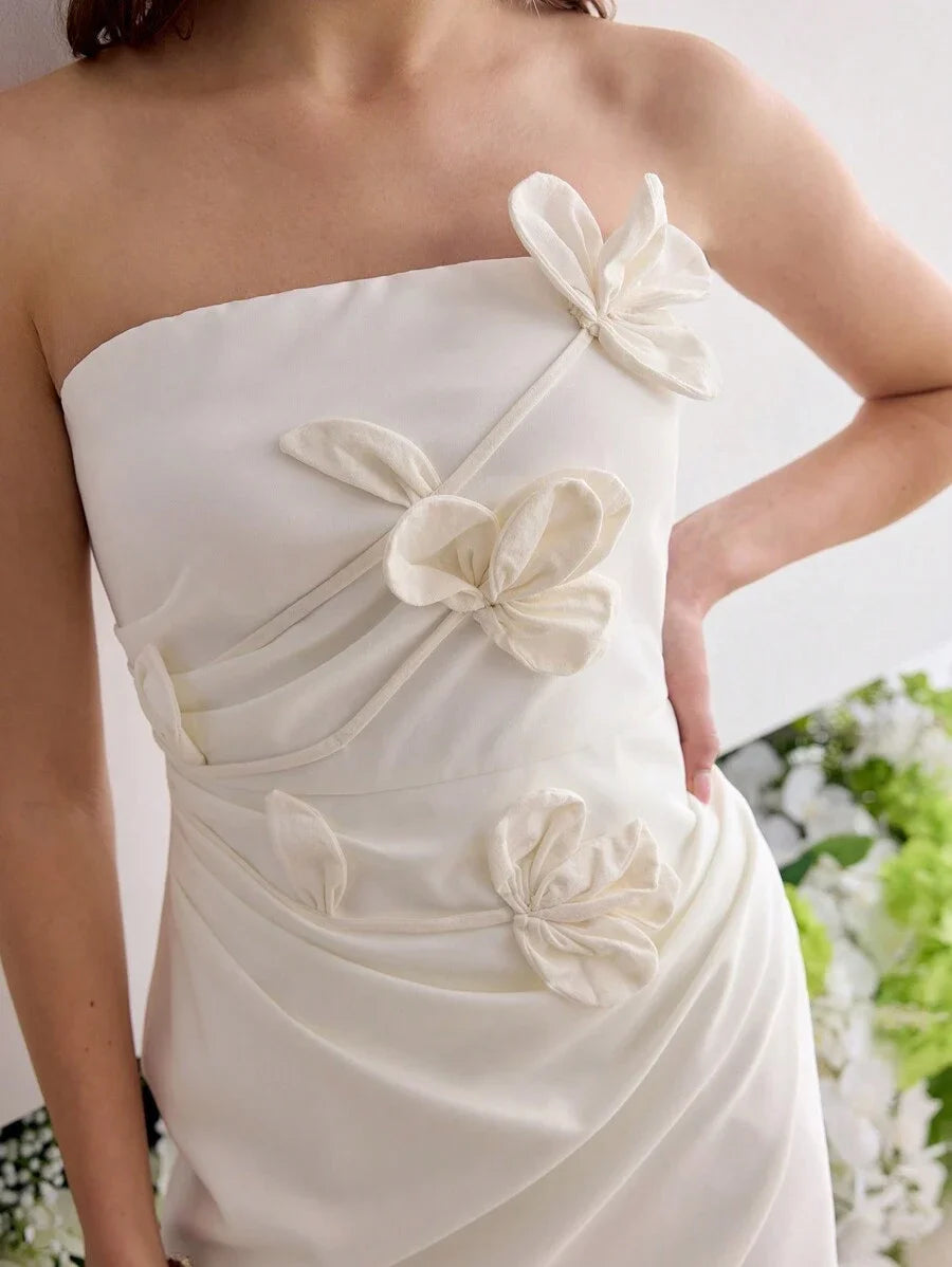 Soiréza FLORAL PATCHED TUBE COCKTAIL DRESS