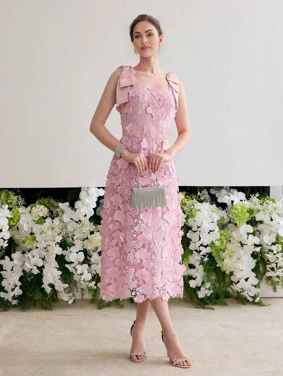 Soiréza GUIPURE LACE BOW SHOULDER COCKTAIL DRESS