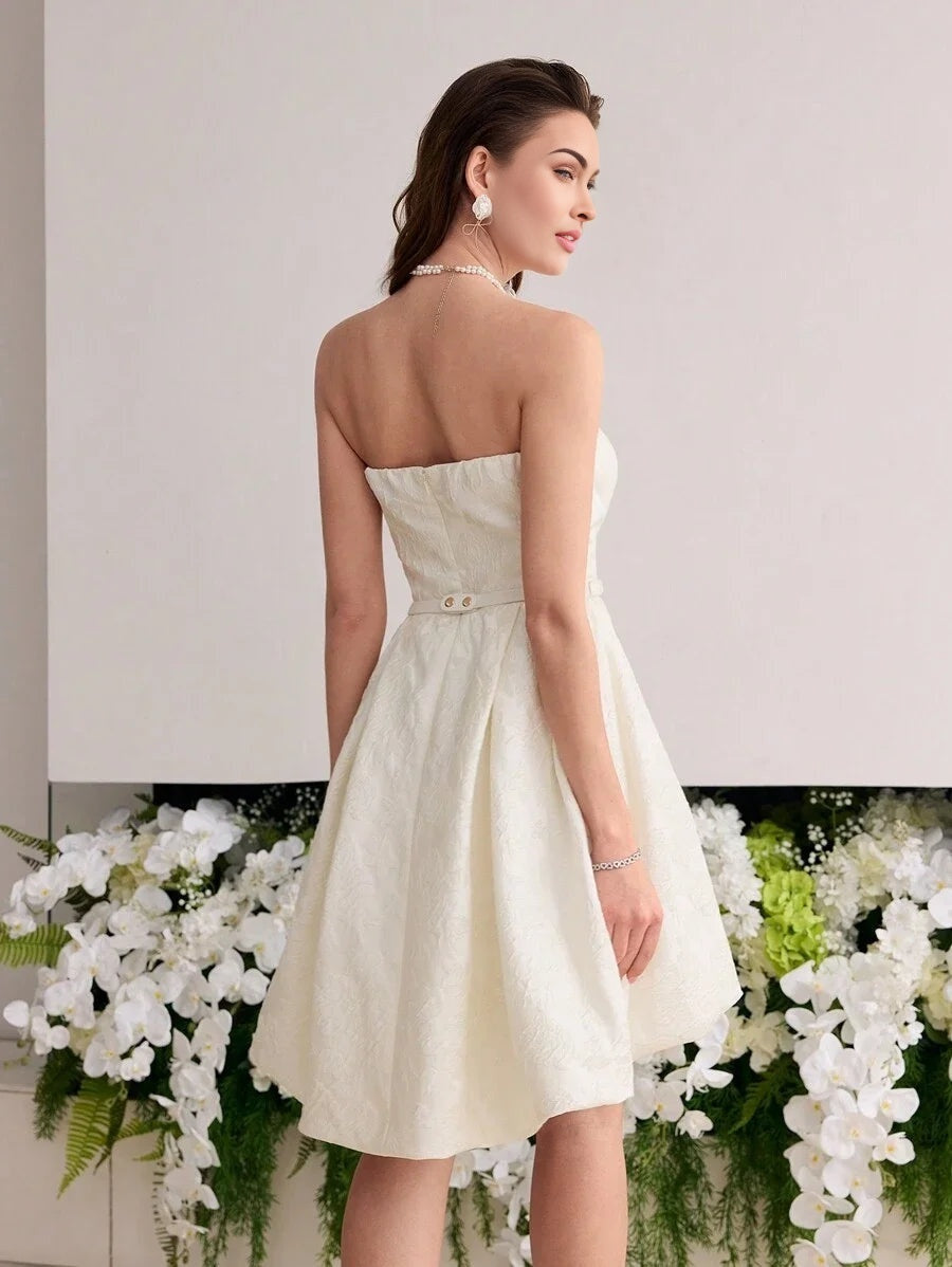 Soiréza JACQUARD FLARE HEM TUBE SHORT DRESS