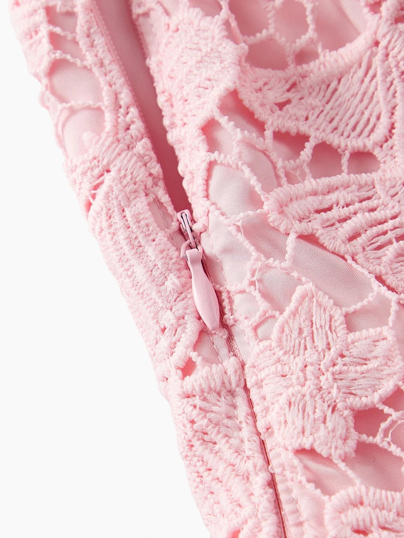 Soiréza LACE RUFFLE TRIM COCKTAIL DRESS