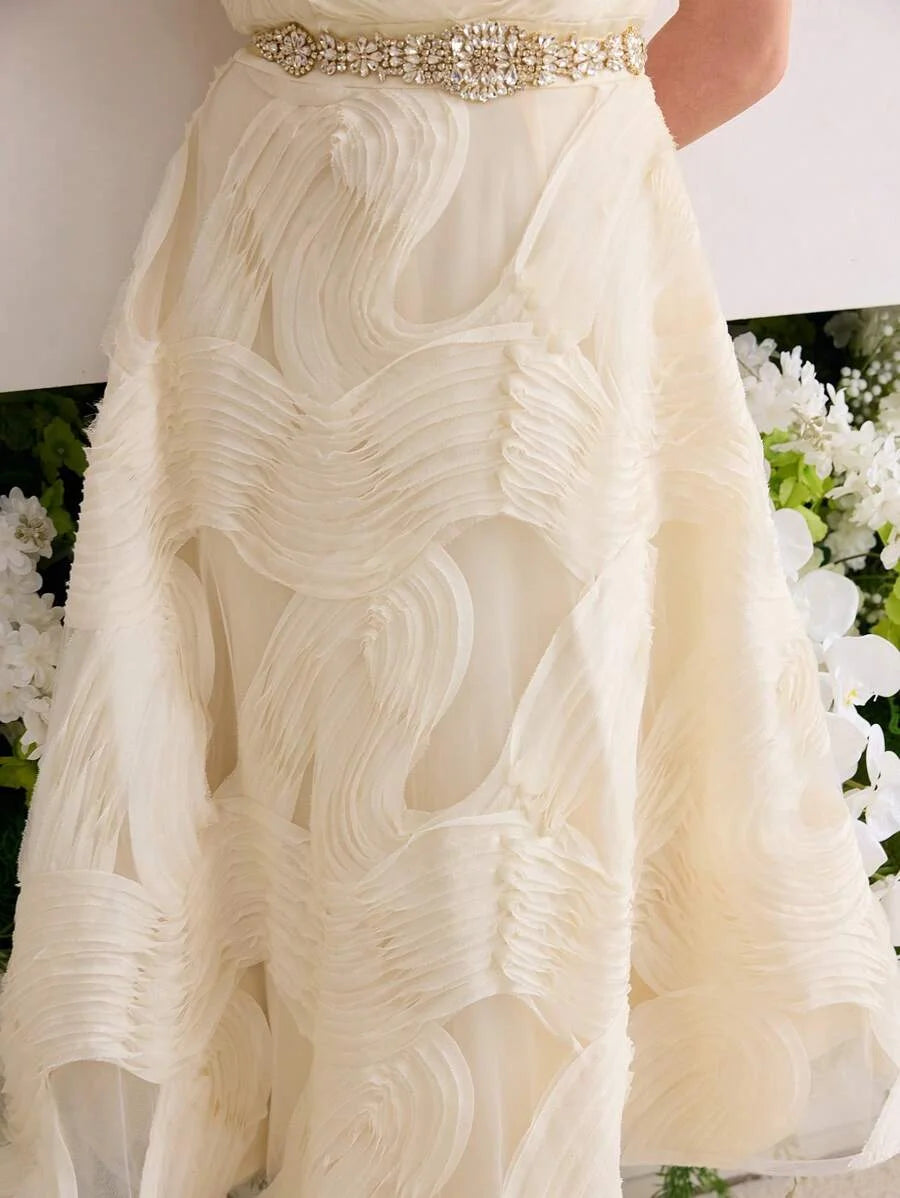 Soiréza MESH EMBROIDERED ALINE TUBE MIDI DRESS