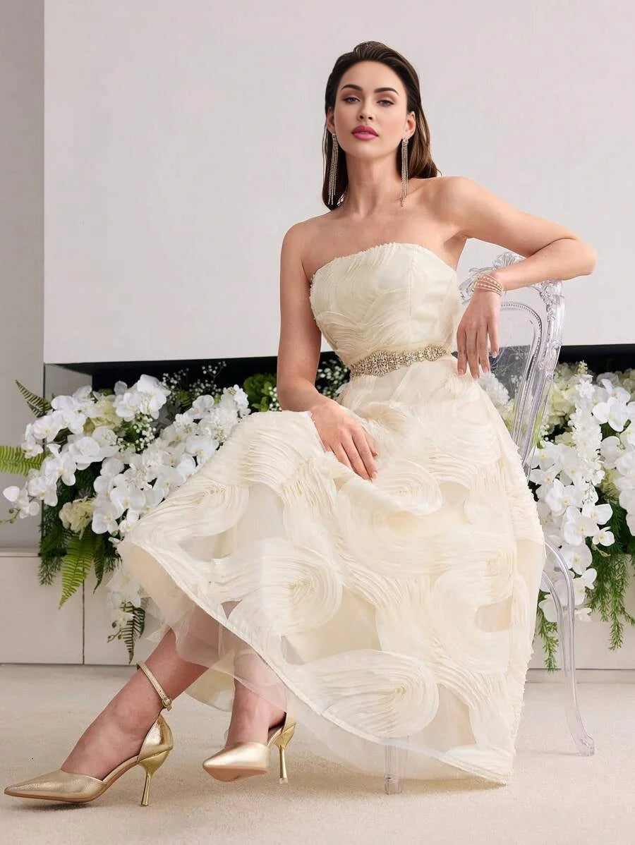 Soiréza MESH EMBROIDERED ALINE TUBE MIDI DRESS