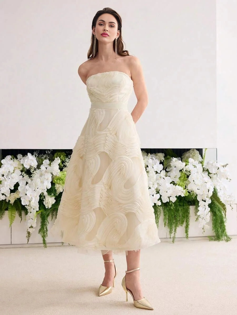 Soiréza MESH EMBROIDERED ALINE TUBE MIDI DRESS