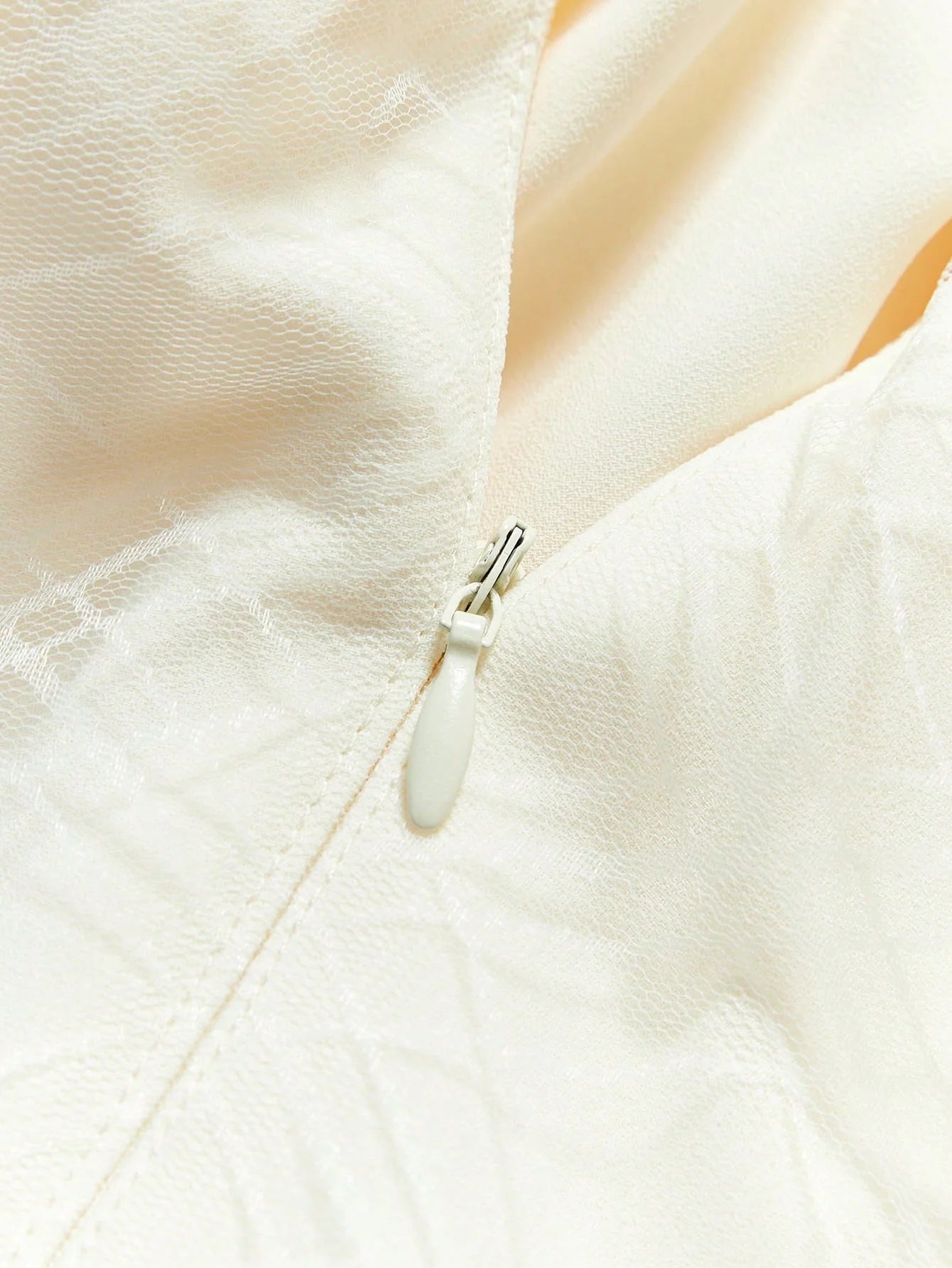 Soiréza MESH FLORAL PATCHED TUBE DRESS