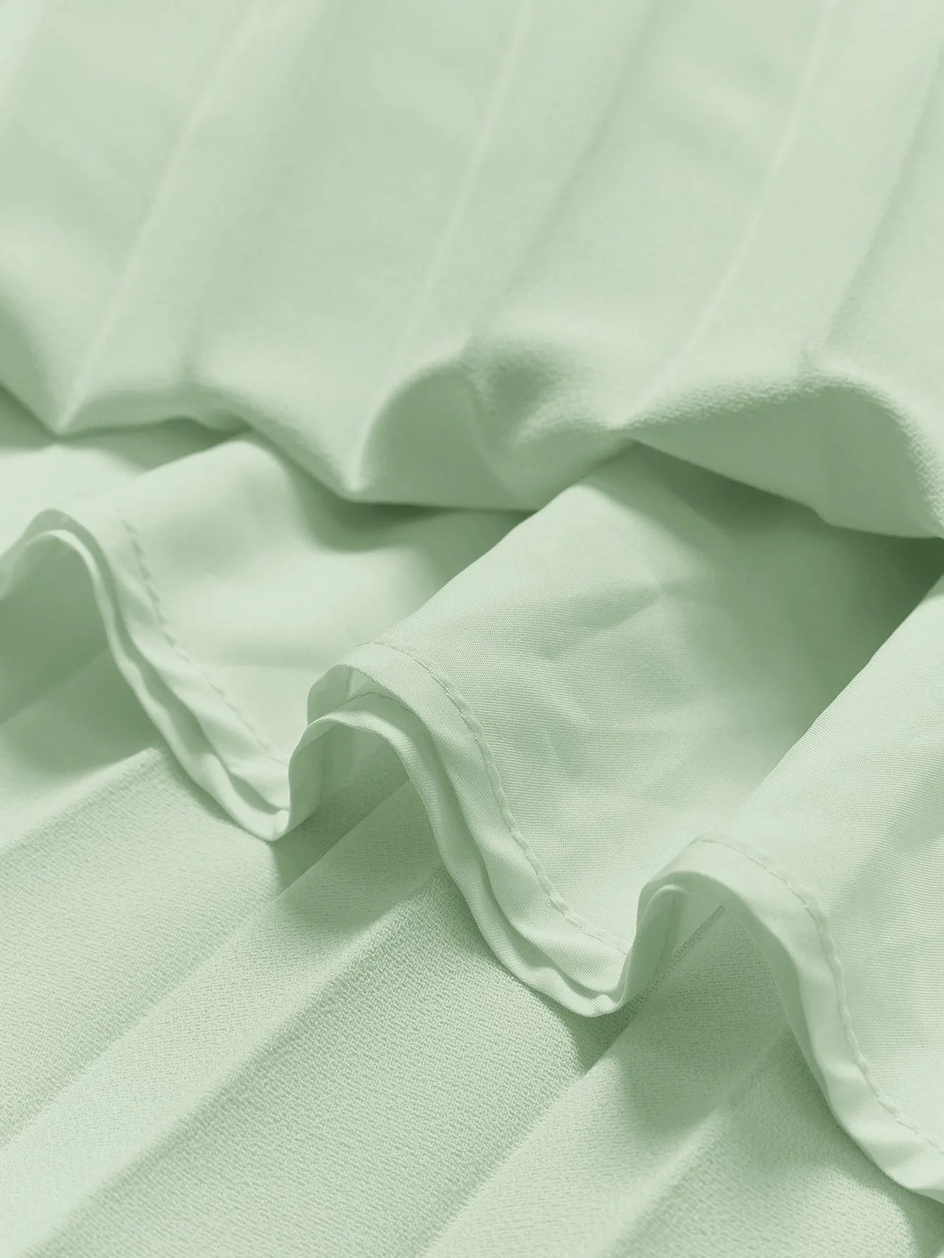 Soiréza PLEATED STEREO FLORAL COCKTAIL DRESS