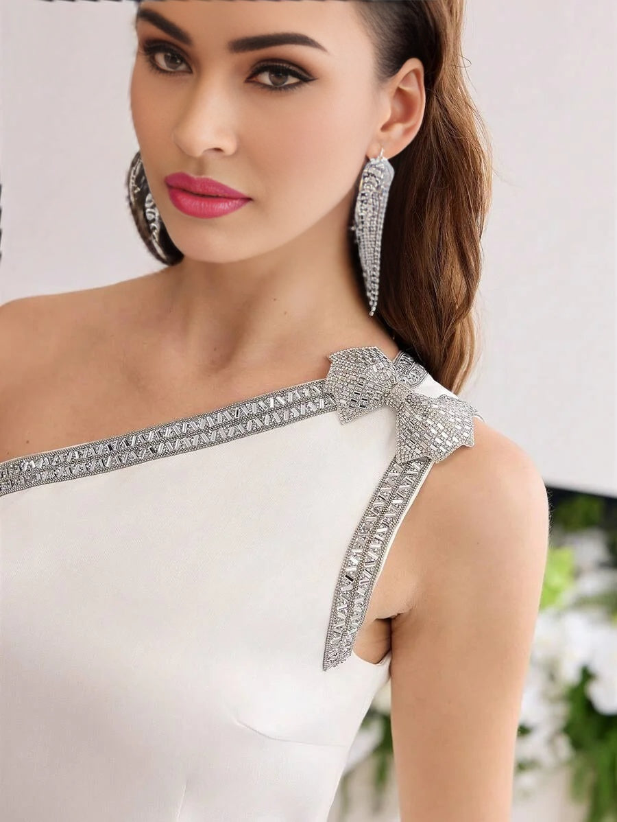 Soiréza RHINESTONE BOW DECOR DRESS