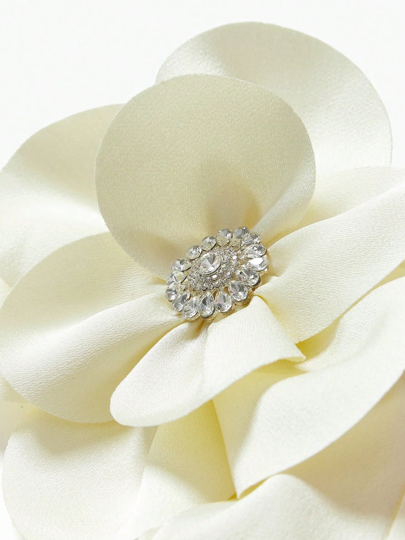 Soiréza STEREO FLORAL PLEATED COCKTAIL DRESS