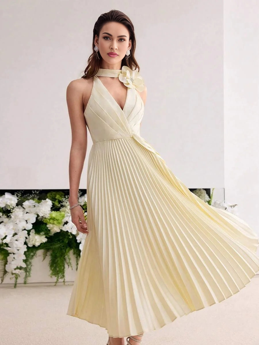 Soiréza STEREO FLORAL PLEATED COCKTAIL DRESS