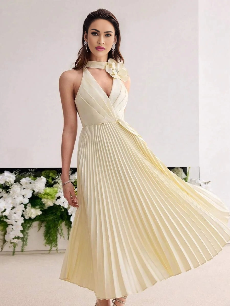 Soiréza STEREO FLORAL PLEATED COCKTAIL DRESS