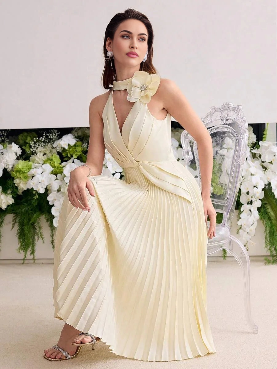 Soiréza STEREO FLORAL PLEATED COCKTAIL DRESS