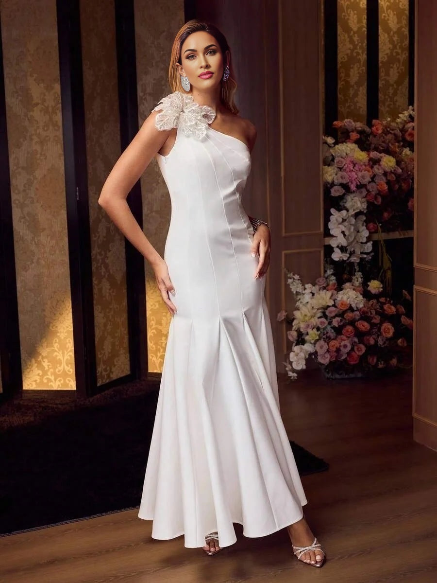 Soiréza STEREO FLORAL SLIM FIT COCKTAIL DRESS