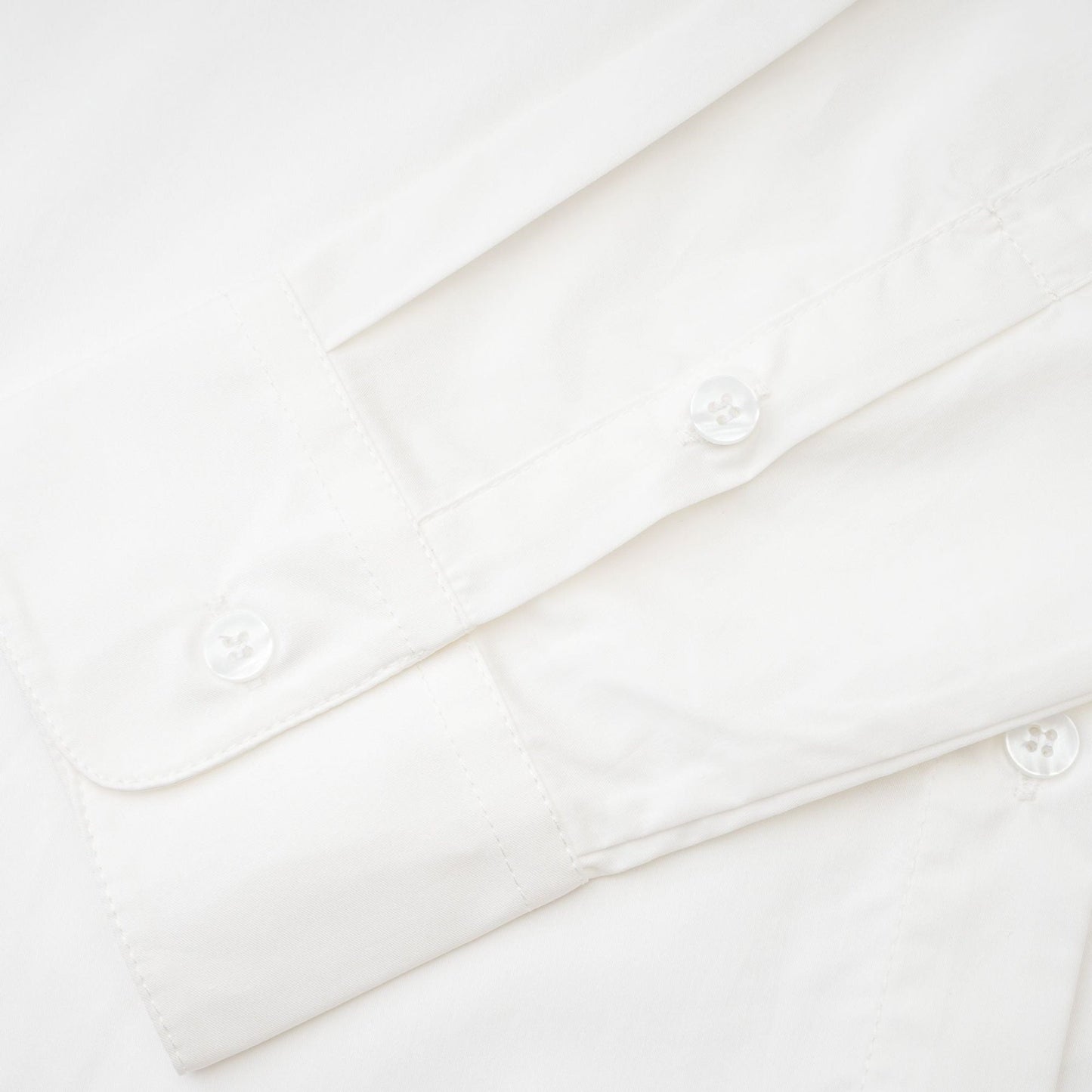 Solène white pointedcollar shirt