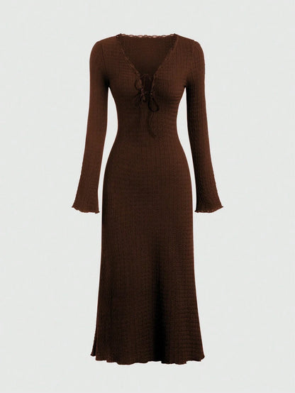 Solid Color Contrast Lace Cinching Waist ALine Dress Maxi Women Outfit