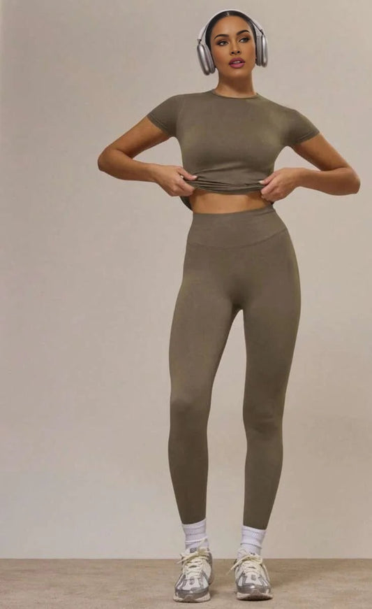 Sport Sculpt Fitted Short Sleeve Top And Leggings Set CoOrd Active Sports Workout Fall Autumn Cute