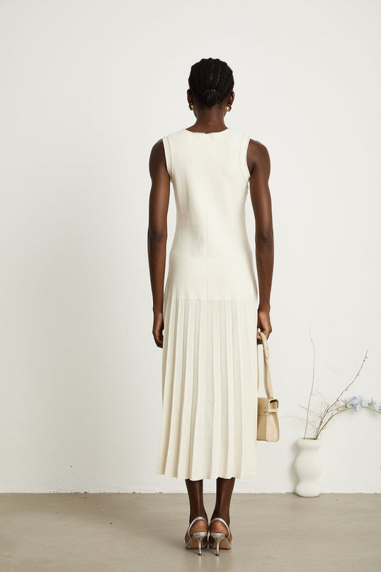 Taylor White Midi Dress Faux Pearl Pleated Bouquet