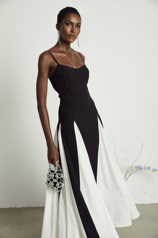 Tiziana Black and White Pleated Maxi Dress in Luxurious Terylene Fiber