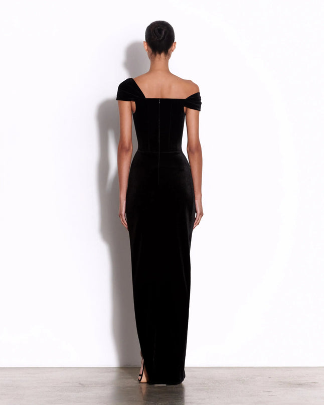 Van Hoef Black Off-Shoulder Maxi Dress